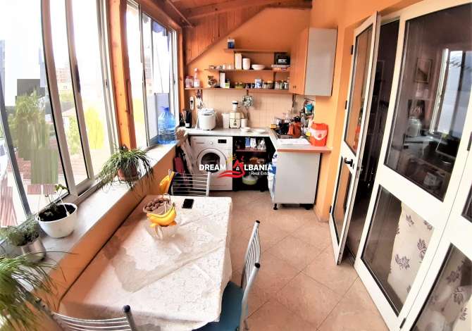 Shtepi ne shitje  ne Tirane, 1+1, Mobilimi E mobiluar, Pagesa 64,000  Euro.