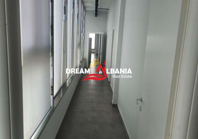 Jepet me qera ambjent zyre, ne rrugen Teodor Keko, prane Oslo Bar (ID 42611020)