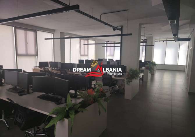 Ambient biznesi me qera 3+1 ne Tirane - 7,500 Euro