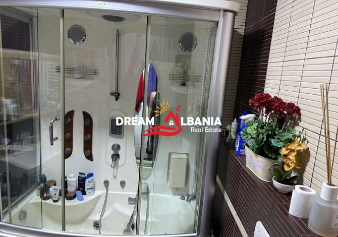 Shtepi me qera Apartament ne Tirane, 4+1, Mobilimi E mobiluar, Pagesa 2,700  Euro.