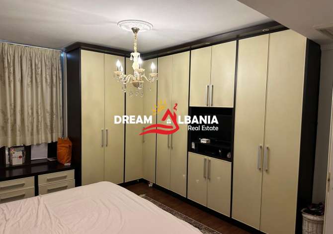 Shtepi me qera Apartament ne Tirane, 4+1, Mobilimi E mobiluar, Pagesa 2,700  Euro.