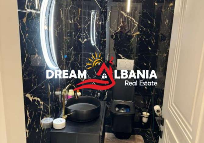 Shtepi ne shitje Apartament ne Tirane, 2+1, Mobilimi E mobiluar, Pagesa 320,000  Euro.