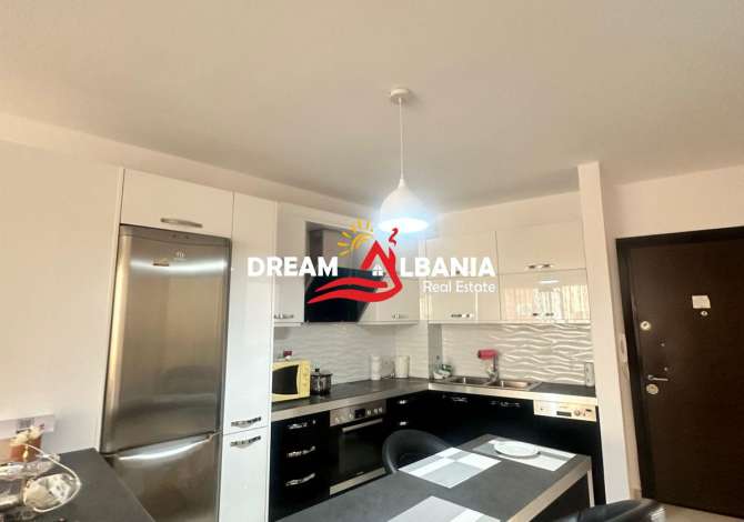 Shtepi ne shitje Apartament ne Tirane, 2+1, Mobilimi E mobiluar, Pagesa 195,000  Euro.