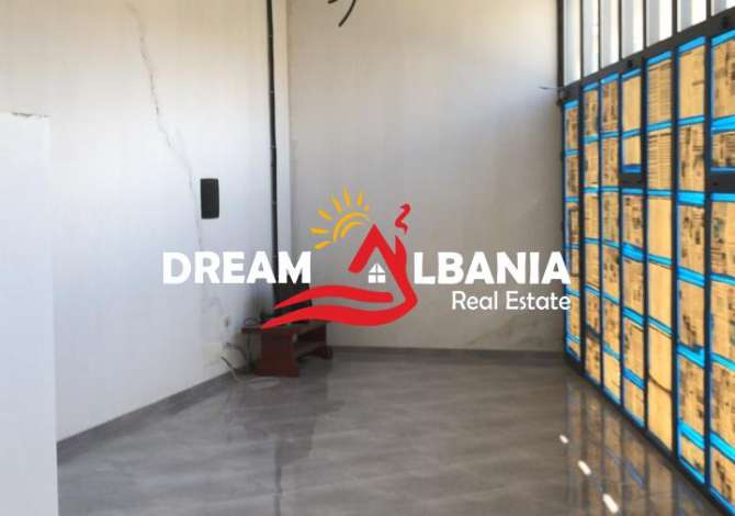 Ambient biznesi me qera 3+1 ne Tirane - 600 Euro
