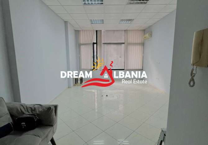 Ambient biznesi me qera 3+1 ne Tirane - 300 Euro