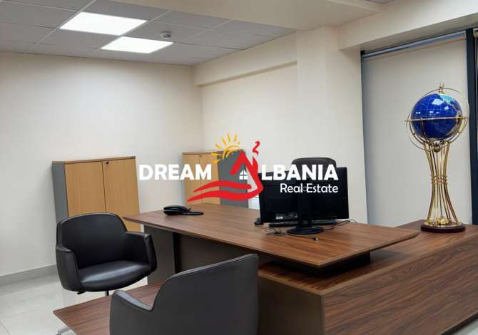 Ambjent zyrash me qera tek Rruga e Elbasanit, prane Ekonomikut, ne Tirane (ID 4261994)