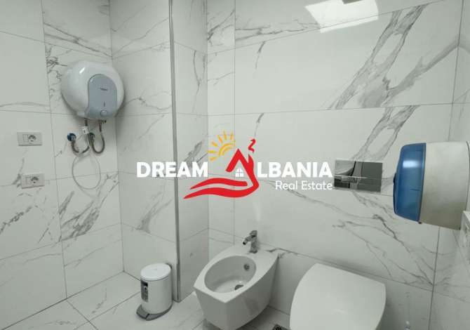 Ambjent zyrash me qera tek Rruga e Elbasanit, prane Ekonomikut, ne Tirane (ID 4261994)