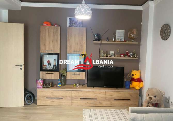 Shtepi me qera 1+1 ne Tirane - 400 Euro