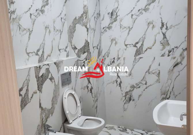 Zyre +Post Parkimi me qera tek Myslym Shyri (ID 42111006)