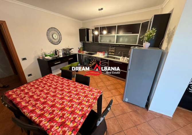 Shtepi me qera 2+1 ne Tirane - 700 Euro