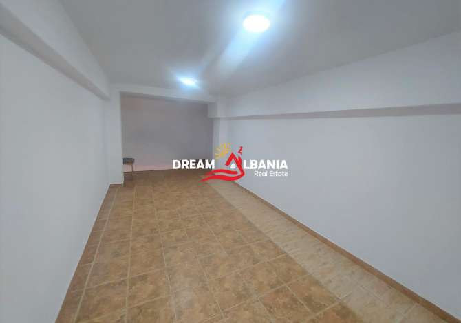 Ambient biznesi me qera 3+1 ne Tirane - 300 Euro