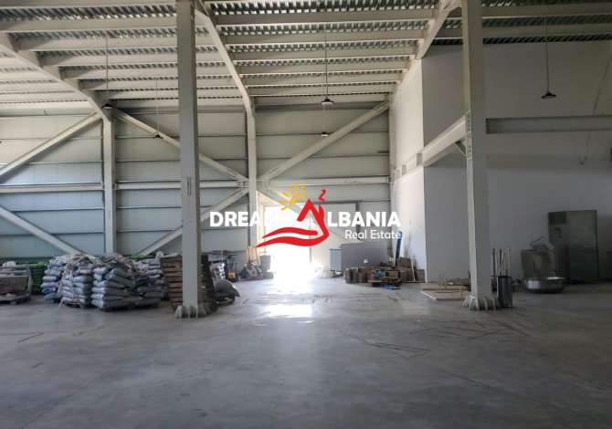 Ambient biznesi me qera 4+1 ne Tirane - 2,500 Euro