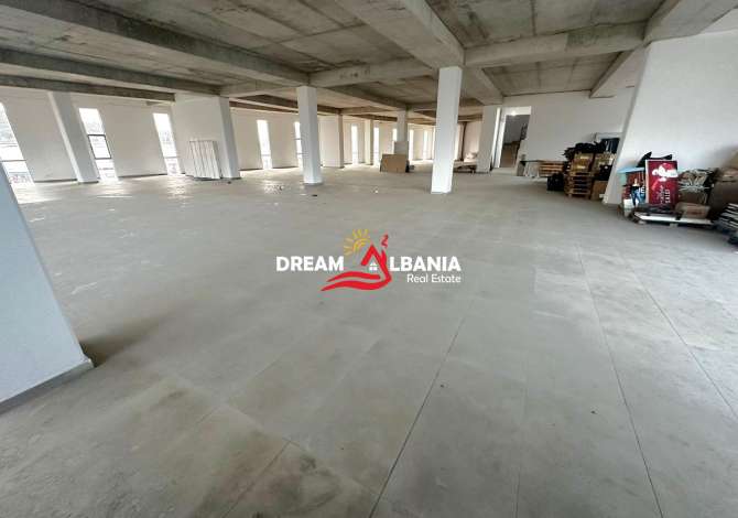 Ambient biznesi me qera 4+1 ne Tirane - 3,500 Euro