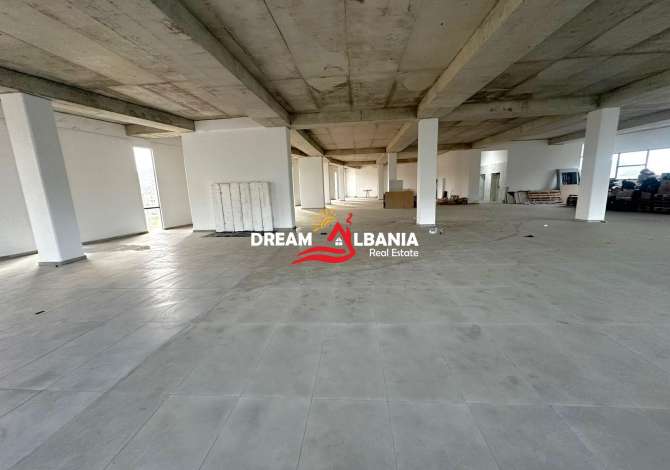 Ambient biznesi me qera 4+1 ne Tirane - 3,500 Euro