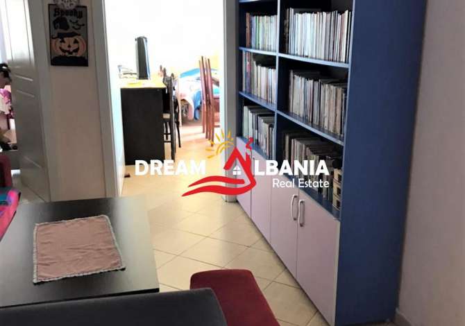 Shtepi ne shitje  ne Tirane, 2+1, Mobilimi E mobiluar, Pagesa 62,000  Euro.