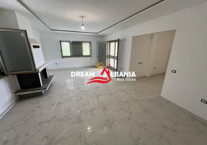 Shtepi me qera Shtepi Private ne Tirane, 7+1, Mobilimi Bosh, pa mobiluar, Pagesa 1,100  Euro.