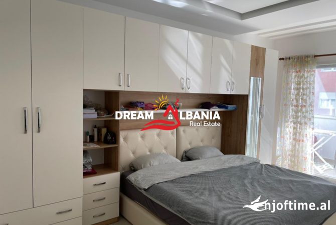 Shtepi me qera Apartament ne Tirane, 2+1, Mobilimi E mobiluar, Pagesa 650  Euro.
