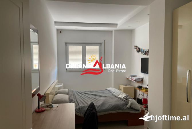 Shtepi me qera 2+1 ne Tirane - 800 Euro