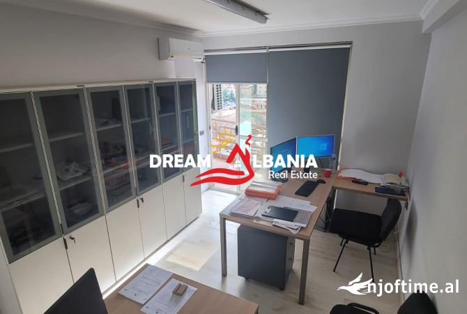 Shtepi ne shitje 2+1 ne Tirane - 172,000 Euro