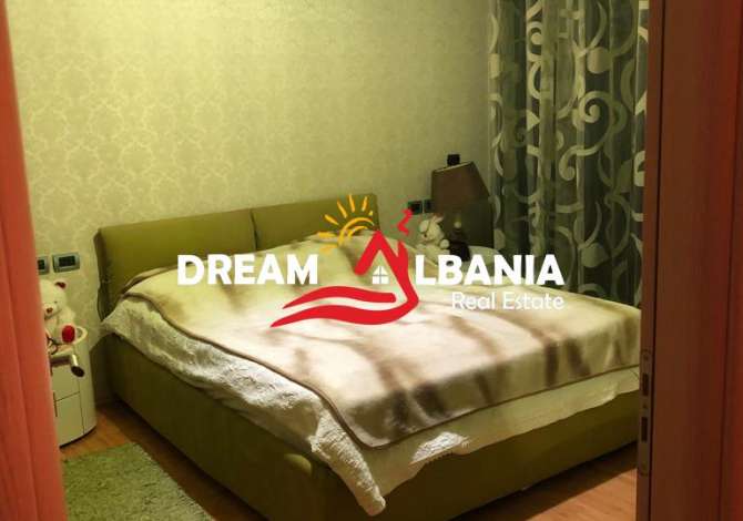 Shtepi me qera Apartament ne Tirane, 3+1, Mobilimi E mobiluar, Pagesa 800  Euro.