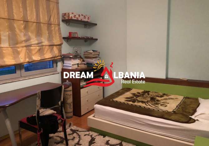 Shtepi me qera Apartament ne Tirane, 3+1, Mobilimi E mobiluar, Pagesa 800  Euro.