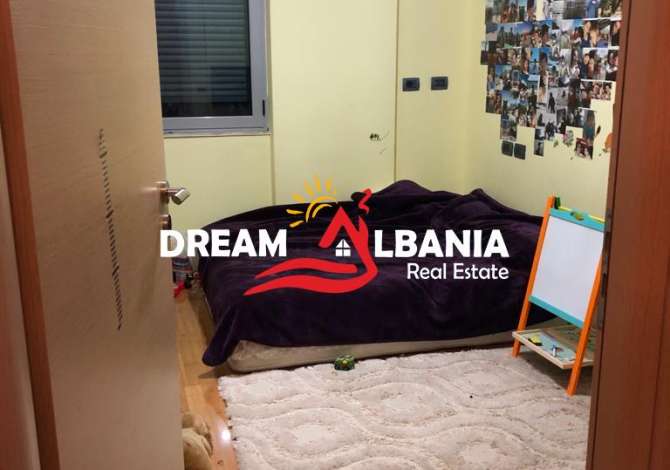 Shtepi me qera Apartament ne Tirane, 3+1, Mobilimi E mobiluar, Pagesa 800  Euro.