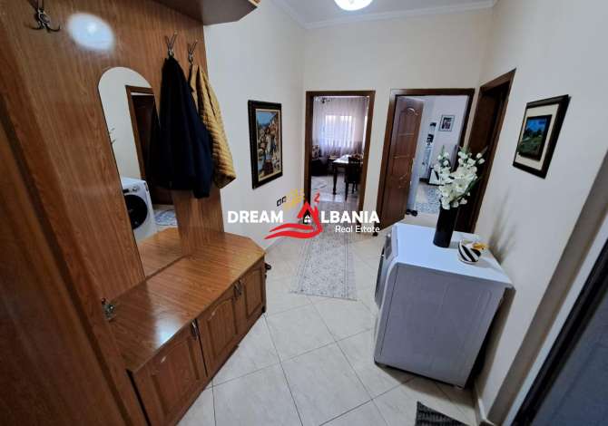 Shtepi me qera Apartament ne Tirane, 1+1, Mobilimi E mobiluar, Pagesa 50,000  Leke.