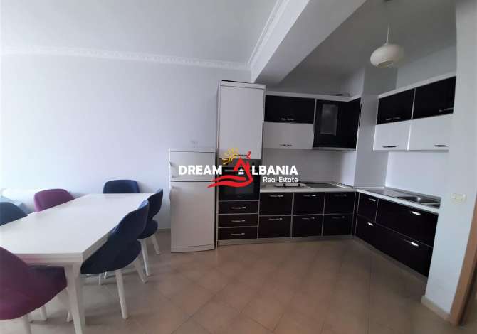 Shtepi ne shitje  ne Tirane, 1+1, Mobilimi E mobiluar, Pagesa 55,000  Euro.