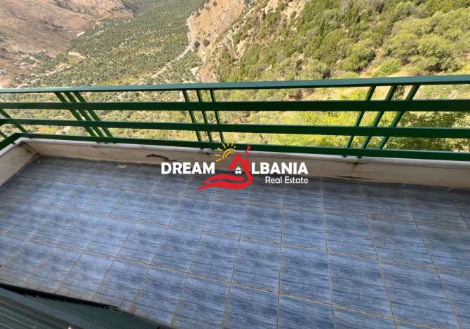 Shtepi ne shitje Vila Luksoze ne Himare, 7+1, Mobilimi E mobiluar, Pagesa 1,600,000  Euro.