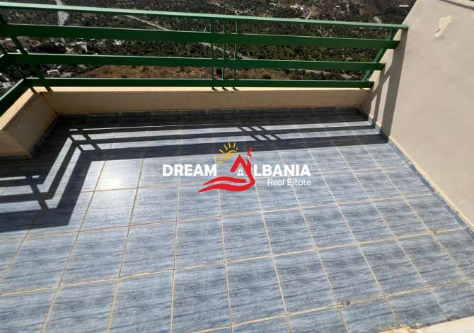 Shtepi ne shitje Vila Luksoze ne Himare, 7+1, Mobilimi E mobiluar, Pagesa 1,600,000  Euro.