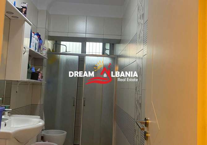 Shtepi ne shitje Apartament ne Tirane, 1+1, Mobilimi E mobiluar, Pagesa 95,000  Euro.