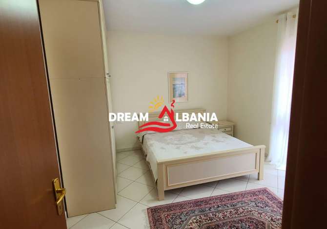 Shtepi me qera 2+1 ne Tirane - 800 Euro