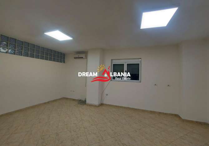 Ambient biznesi me qera 3+1 ne Tirane - 400 Euro