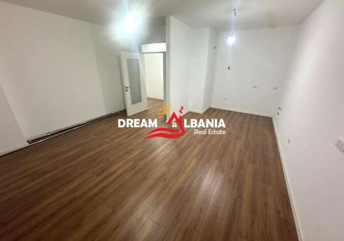 Ambient biznesi me qera 3+1 ne Tirane - 600 Euro