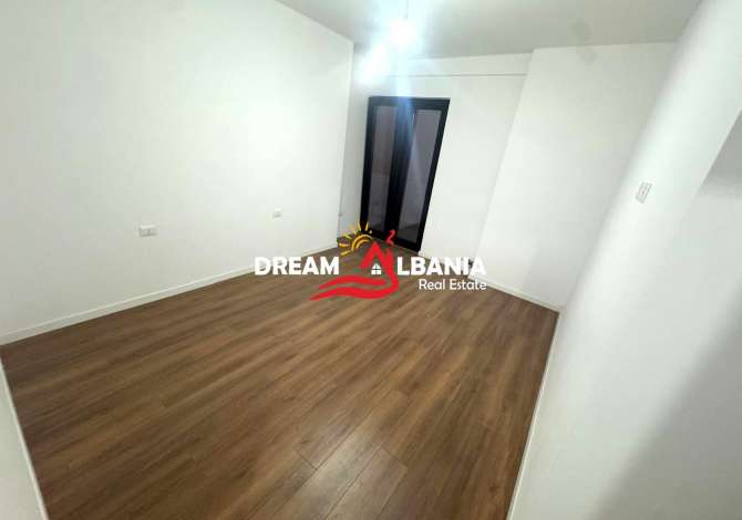 Ambient biznesi me qera 3+1 ne Tirane - 600 Euro