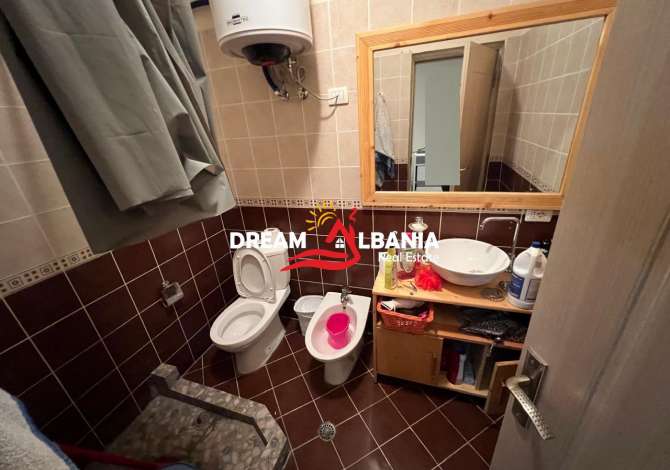 Shtepi me qera Apartament ne Tirane, 2+1, Mobilimi E mobiluar, Pagesa 80,000  Leke.