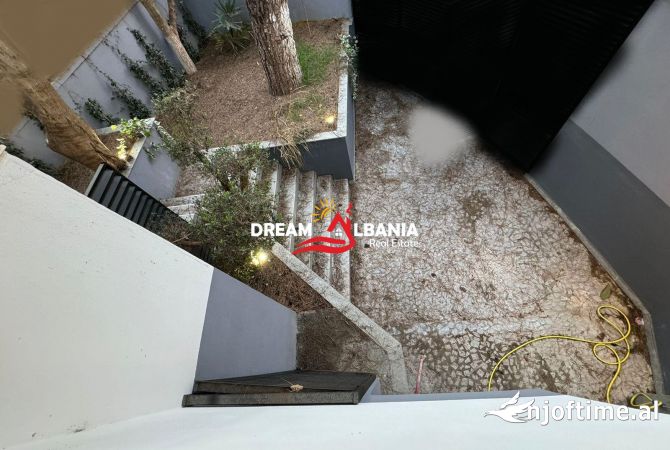 Ambient biznesi me qera 3+1 ne Tirane - 650 Euro