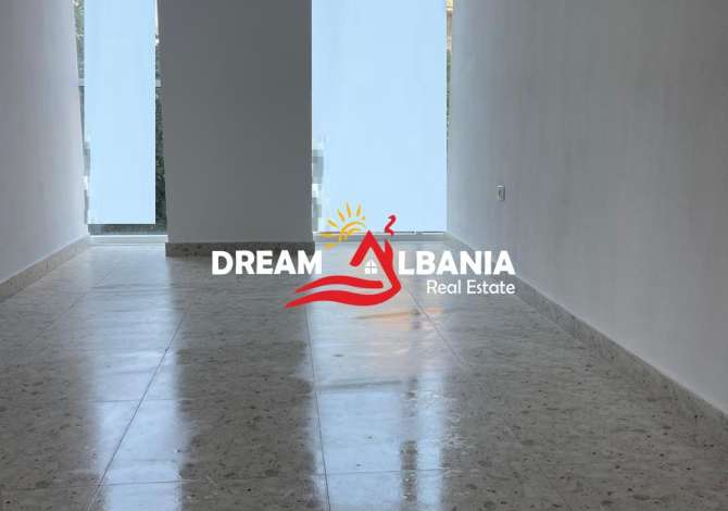 Ambient biznesi me qera 3+1 ne Tirane - 30,000 Leke