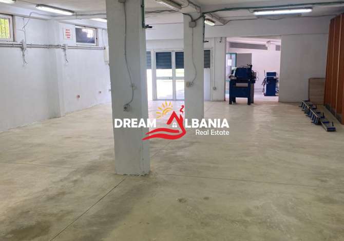 Ambient biznesi me qera 4+1 ne Tirane - 1,000 Euro