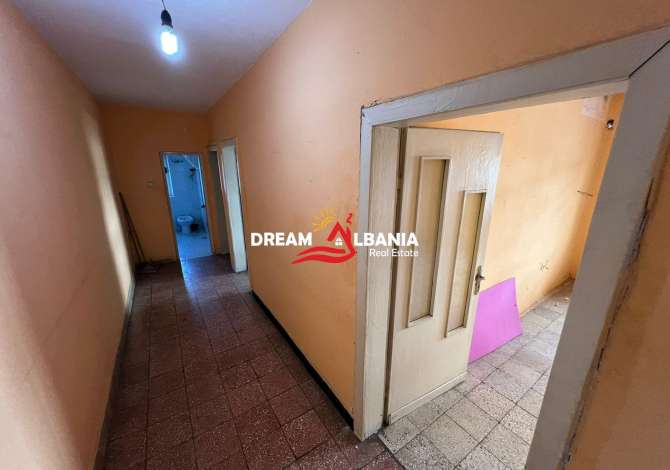 Shtepi ne shitje Apartament ne Tirane, 2+1, Mobilimi Bosh, pa mobiluar, Pagesa 138,000  Euro.