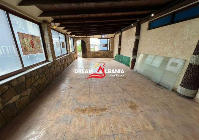 Ambient biznesi me qera 3+1 ne Tirane - 170,000 Euro