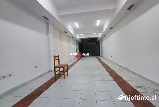 Ambient biznesi me qera 1+1 ne Tirane - 500 Euro