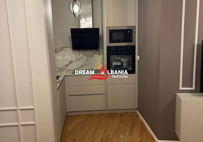 Shtepi me qera 2+1 ne Tirane - 1,500 Euro