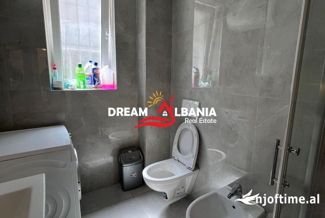 Shtepi me qera Apartament ne Tirane, 2+1, Mobilimi E mobiluar, Pagesa 750  Euro.