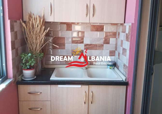 Shtepi ne shitje  ne Tirane, 1+1, Mobilimi E mobiluar, Pagesa 49,000  Euro.