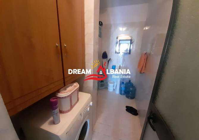 Shtepi ne shitje  ne Tirane, 2+1, Mobilimi E mobiluar, Pagesa 120,000  Euro.