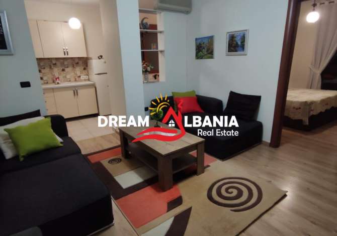 Shtepi me qera  ne Tirane, 1+1, Mobilimi E mobiluar, Pagesa 550  Euro.