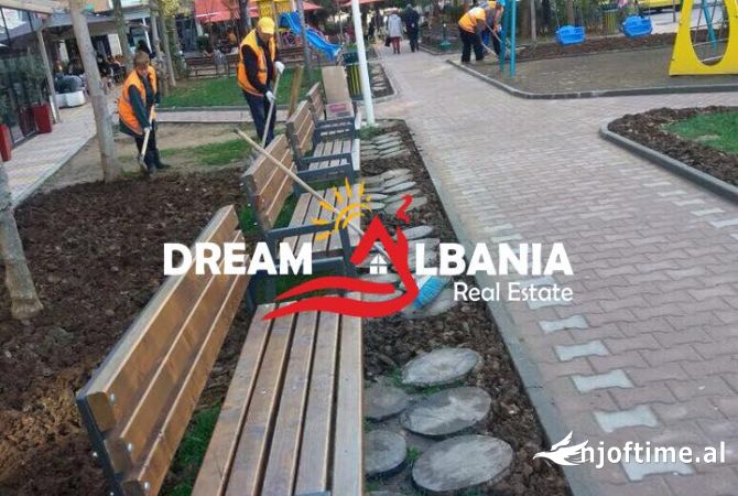 Ambient biznesi me qera 3+1 ne Tirane - 600 Euro