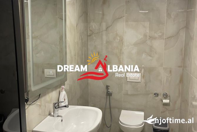 Jepet me qera ambient zyrash 200 m2 dhe 3 poste parkimi ne Mezez, prane Top Channel (ID 42611168)