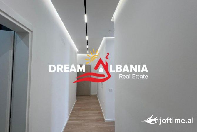 Shtepi ne shitje Apartament ne Tirane, 2+1, Mobilimi Bosh, pa mobiluar, Pagesa 335,000  Euro.
